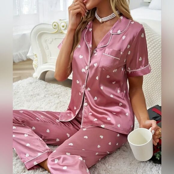 Heart Print Pink Pajama Set Silky Sleepwear and loungewear Fashion Style - Picture 8 of 8